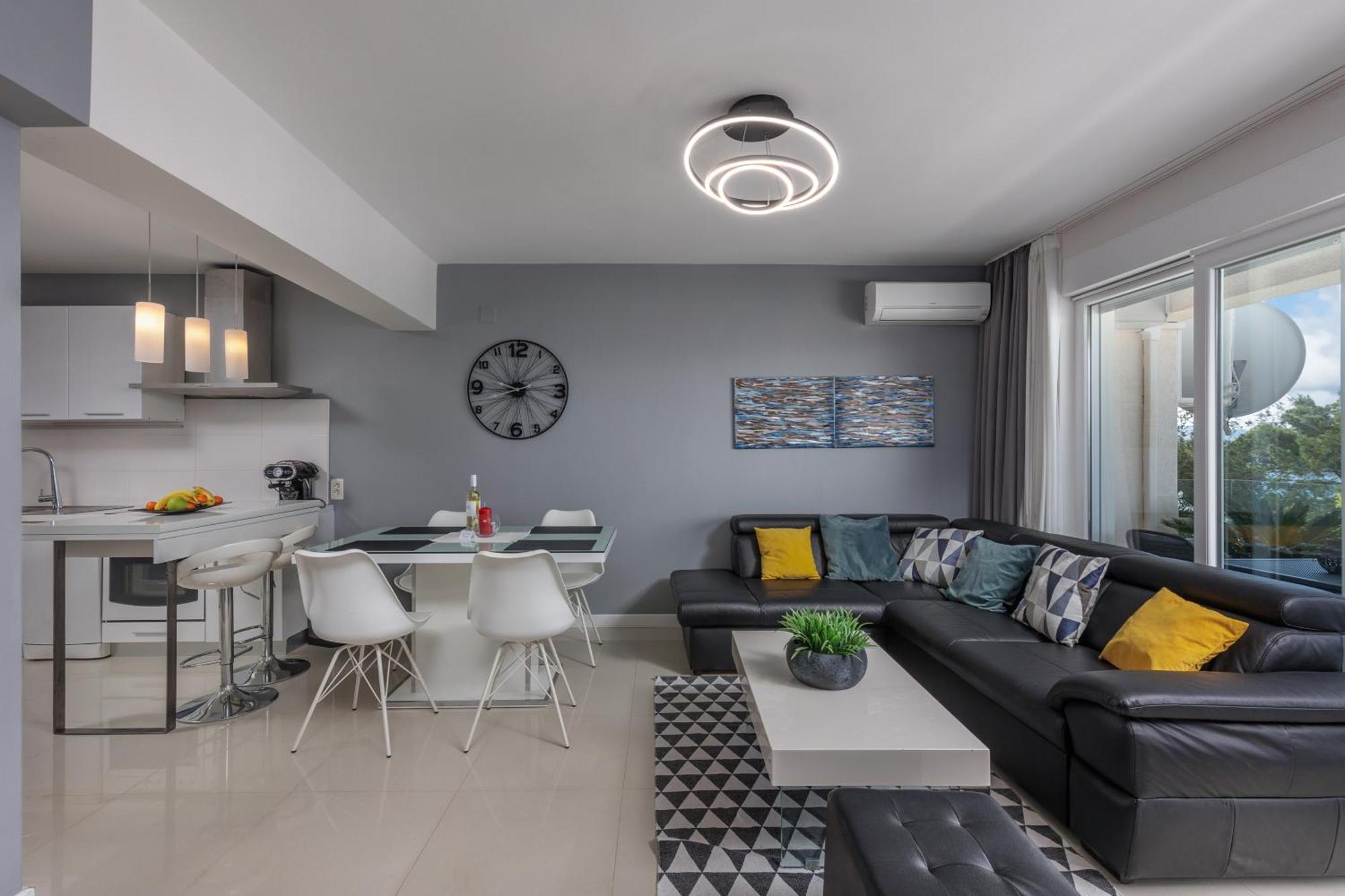 Apartments Sax Цриквеница Экстерьер фото