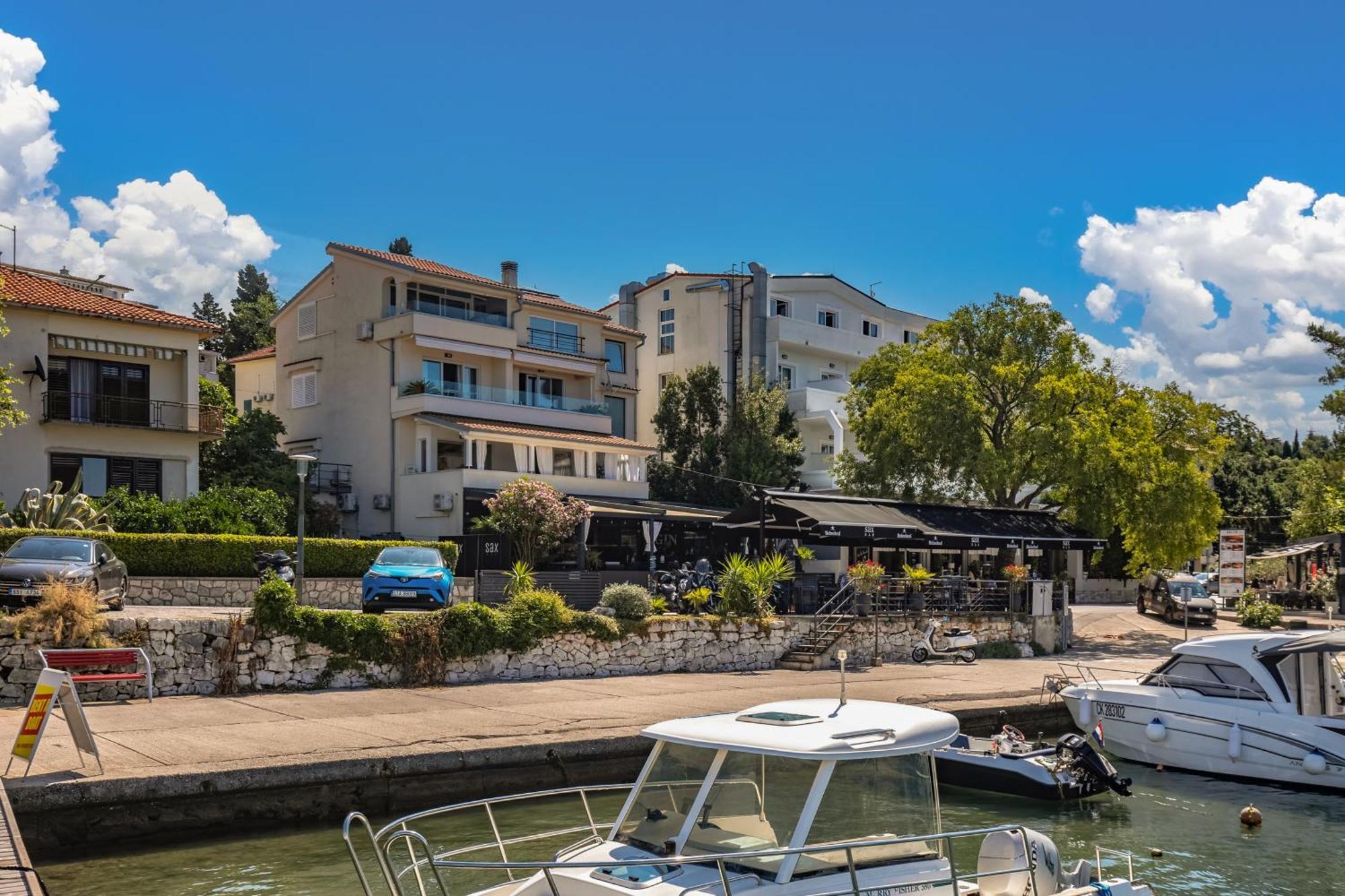 Apartments Sax Цриквеница Экстерьер фото